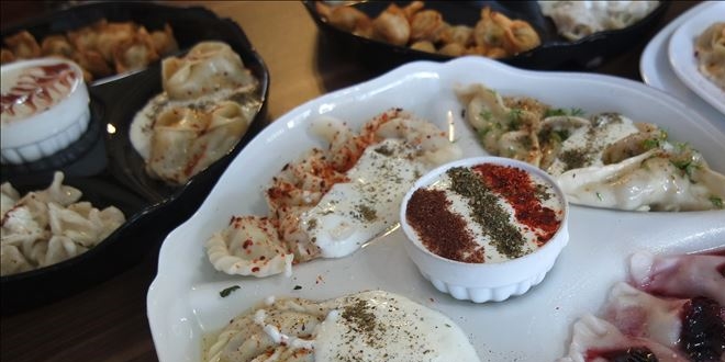 21 �e�it mant�yla m��terilerinin dama��n� �enlendiriyor