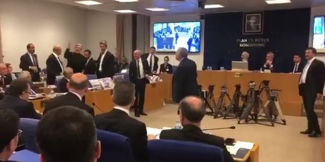 Plan ve Bütçe görüşmelerinde 'FETÖ' tartışması - Video
