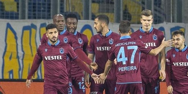 Trabzonspor 3 puanı 3 golle aldı