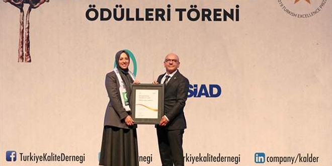 Yeşilay'a 'Mükemmellikte 5 Yıldız Yetkinlik Belgesi'