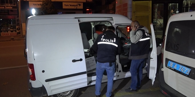 500 lira için kuzenini vurdu, 24 saat geçmeden yakalandı