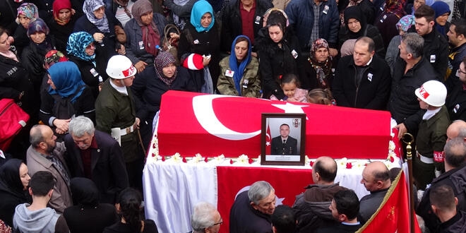 Saldırıda yaralanan uzman çavuş toprağa verildi