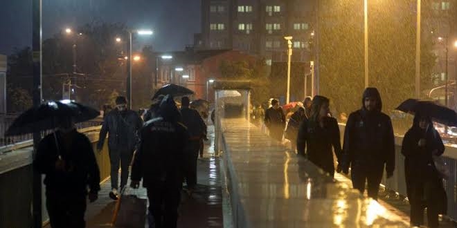 İstanbul'da sağanak etkili oluyor