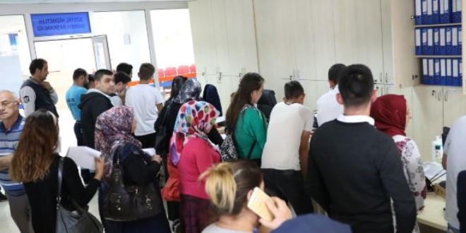 Denizli Büyükşehir'den 3 bin öğrenciye eğitim yardımı