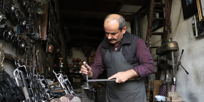 223 yıllık Demirciler Çarşısı'nda yalnızca 4 usta kaldı