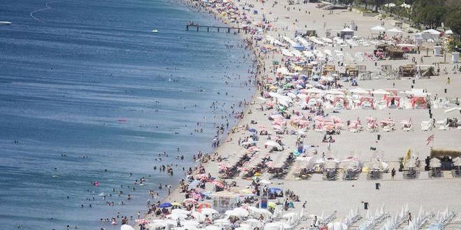 Turizm kenti Antalya yılın son ayına rekorla girdi