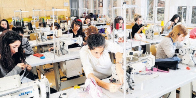 Ücretini haftalık alan mı, yoksa aylık alan mı karlı?