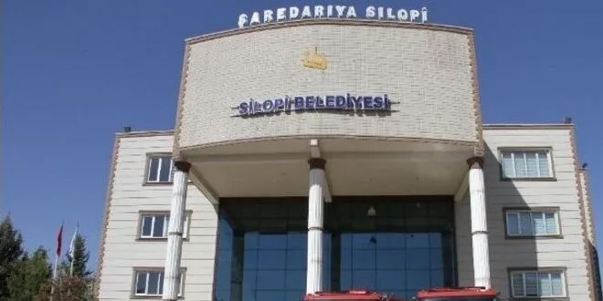HDP'li Silopi Belediyesinin işten çıkardığı 17 işçi işe iade davasını kazandı