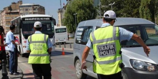 Eş zamanlı gerçekleşti! Ceza yağdı