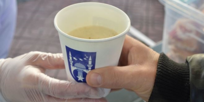 Ba�kent'te s�cak �orba da��t�m noktas� art�yor