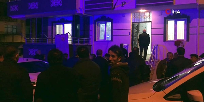 13 yaşındaki ortaokul öğrencisi intihar etti
