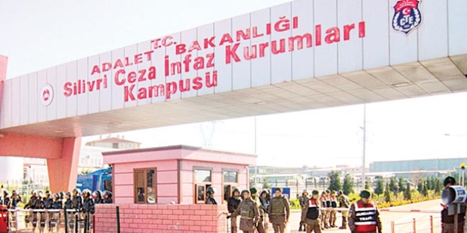 Silivri Ceza İnfaz Kurumunu'nu soydular