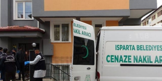 Uzman çavuş kaldığı apartta ölü olarak bulundu