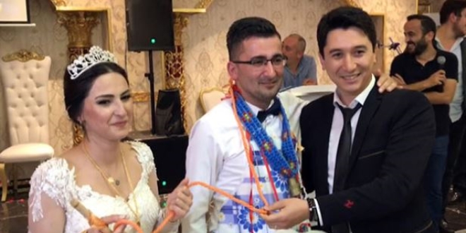 Bankacı damada altın yerine mutfak önlüğü ve biberon