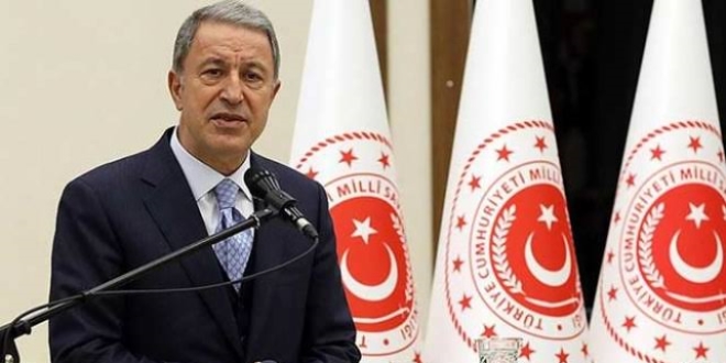 Bakan Akar: TSK'nin saygınlığı her geçen gün artıyor