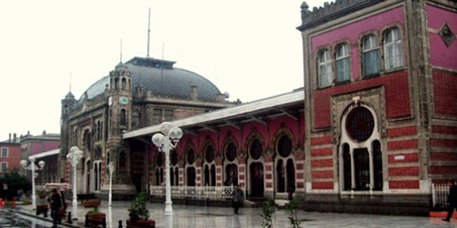 Sirkeci Tren Garı'nda yangın