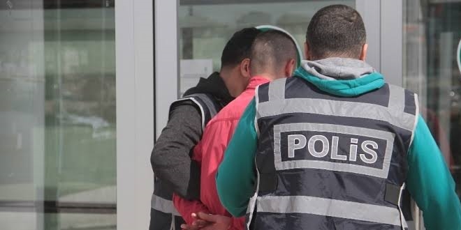 Tunceli'de 1'i adliye çalışanı, 4 şüpheli gözaltında