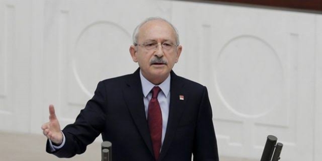 Kılıçdaroğlu: Bütçeyi bir devlet memuru sunuyor