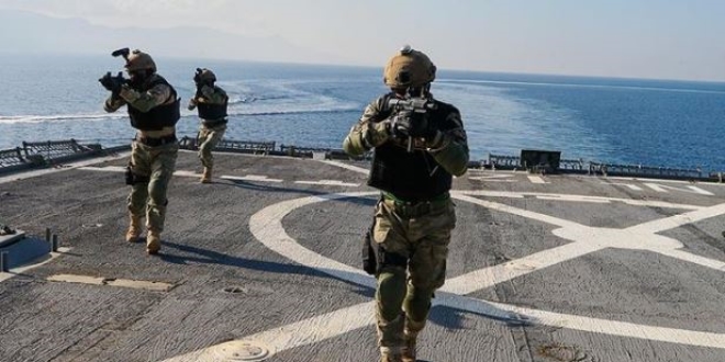 'Timsahlar'ın derin sularda nefes kesen eğitimi