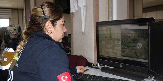 112'ye 'Tavuğumu hastaneye götürebilir misiniz' telefonu