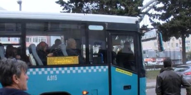 Otobüste uyuyan kadına taciz iddiası: Linç girişimi kamerada