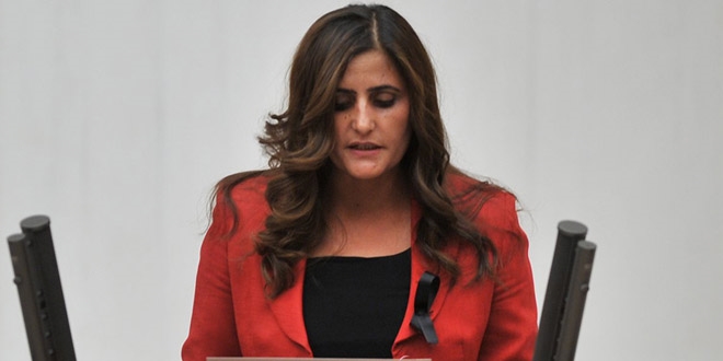 HDP milletvekillerinin teröristlere yardımı bir kez daha belgelendi