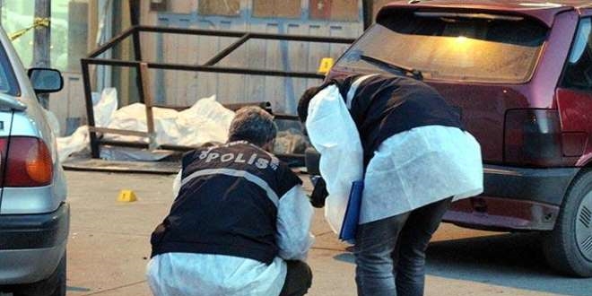 Aracın boyasını beğenmedi, dehşet saçtı: 3 yaralı