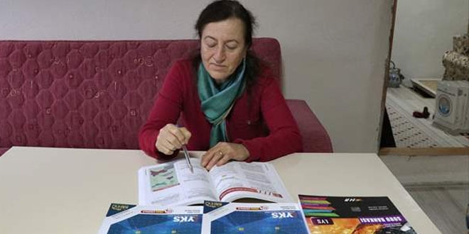 60 yaşında lise diplomasını aldı, hedefi üniversite