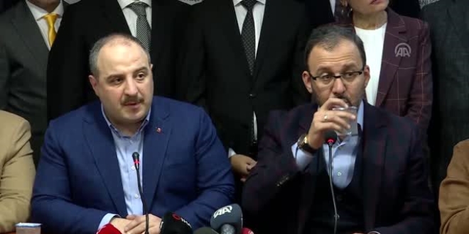 Bakan Varank: O kürsü babalarının tapulu malı değil