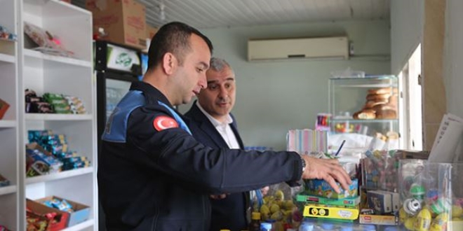 Okul kantinlerine 'şırınga çikolata' denetimi