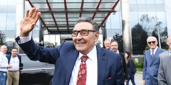 Aydın Doğan Hürriyet'i satın mı alıyor? Doğan Holding'den açıklama