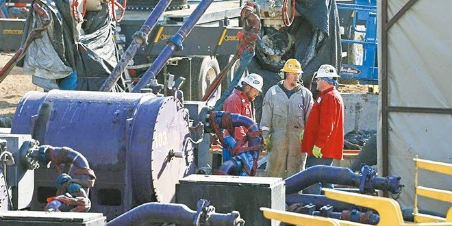 Petrol ve kur farkı depoları yakacak