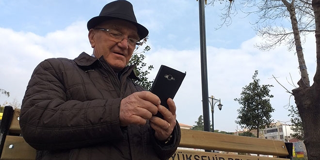 500 bin TL dolandırılan eski bakan: Gaflete düştük