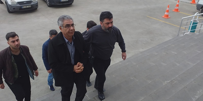 Emekli öğretmen husumetlisini bıçaklayarak öldürdü