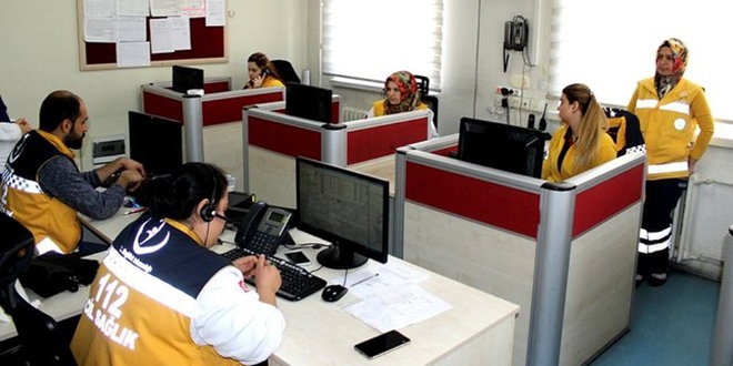 '1 Nisan şakası' yapan da 'İneğim doğuruyor' diyen de 112'yi arıyor