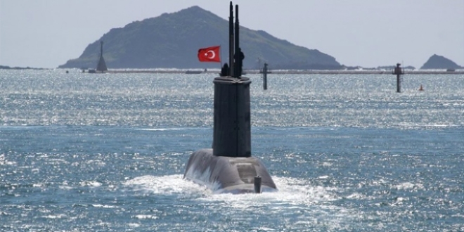Türkiye'nin yeni denizaltısı suyla buluşuyor