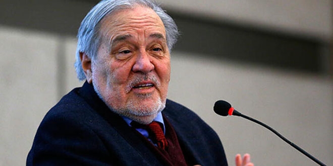 �lber Ortayl�: Sadece kitaptan de�il, gezerek ��renmelisiniz