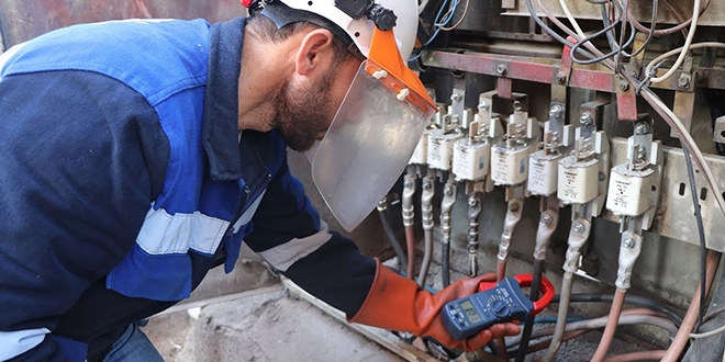 Elektrikte kay�p ka�ak y�zde 54.9'a d��t�