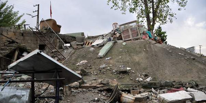 Adana'da tahliye edilen ev iki saat sonra ��kt�