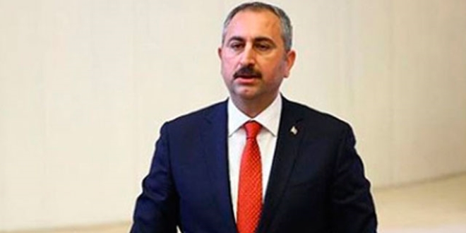 Bakan Gül: Şüphelinin iadesi konusunda gayretimiz söz konusu