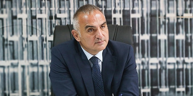 Bakan Ersoy'dan 'sözleşmeli personel' açıklaması