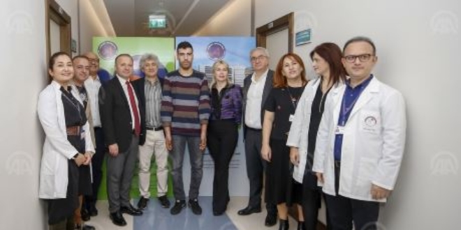Akdeniz Üniversitesinin dördüncü çift kol nakilli hastası basınla buluştu