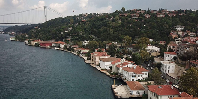 Boğaz'da 10 milyar TL değerinde satılık 71 yalı