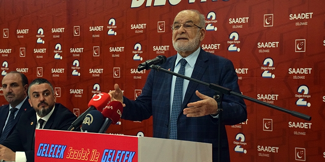 Karamollaoğlu: Yerli diyoruz, modeli İtalyanlara yaptırıyoruz