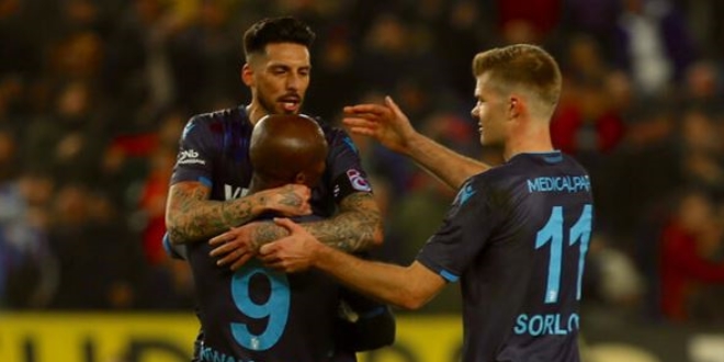 8 gollü maçta Trabzonspor farkı koştu