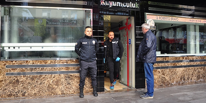 Antalya'da kuyumcudan 18 kilogram altın çalındı