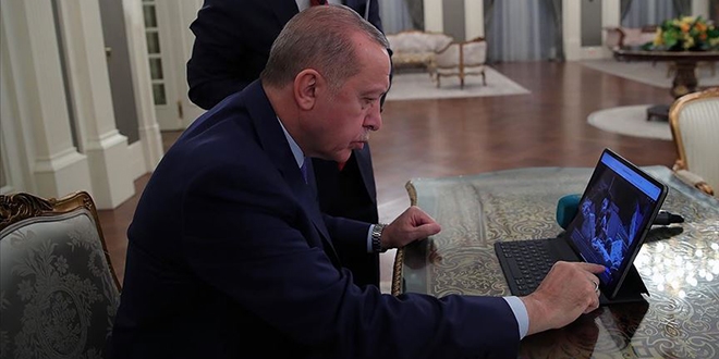 Erdoğan 'Yılın Fotoğrafları' oylamasına katıldı