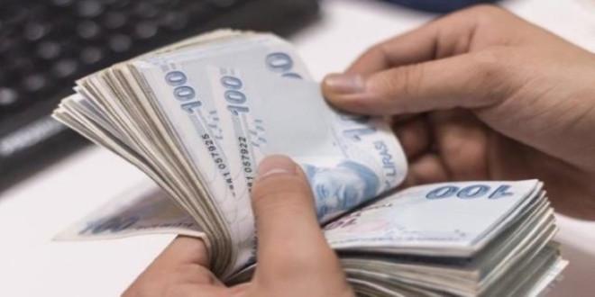 Cumhurbaşkanı, bakan ve vekil maaşları yüzde 9 artırıldı