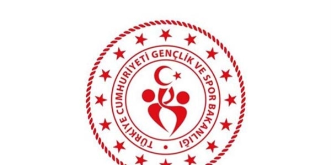 Gençlik Bakanlığı, 'Türkiye Şehitleriyle Yürüyor' sloganıyla şehitleri anacak