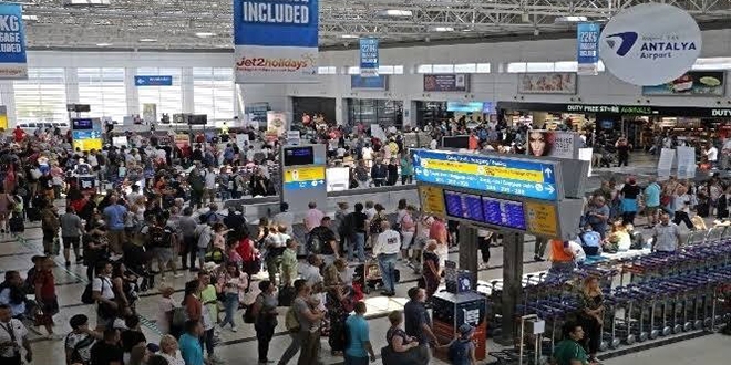 Antalya 2019'u turist rekoruyla kapatt�